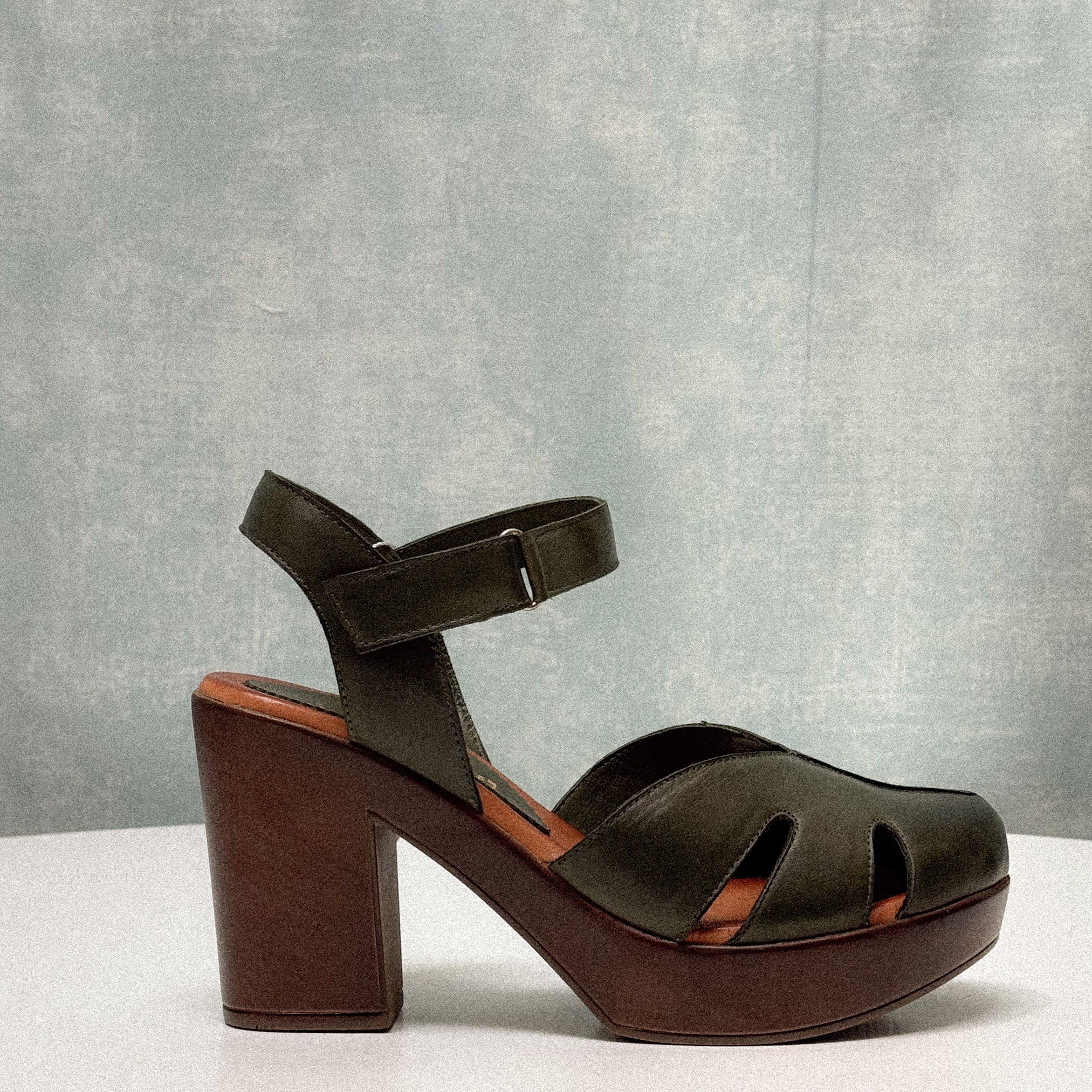 Sandalo Miriam Kaki in pelle
