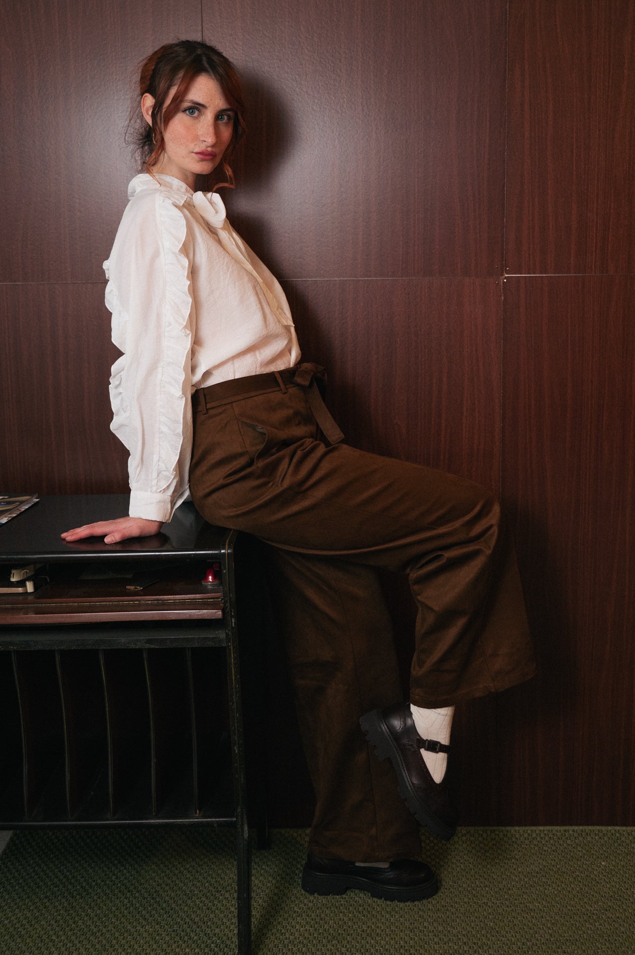 Pantaloni palazzo Donna Finta Suede Marrone | Vita Alta con Cintura |