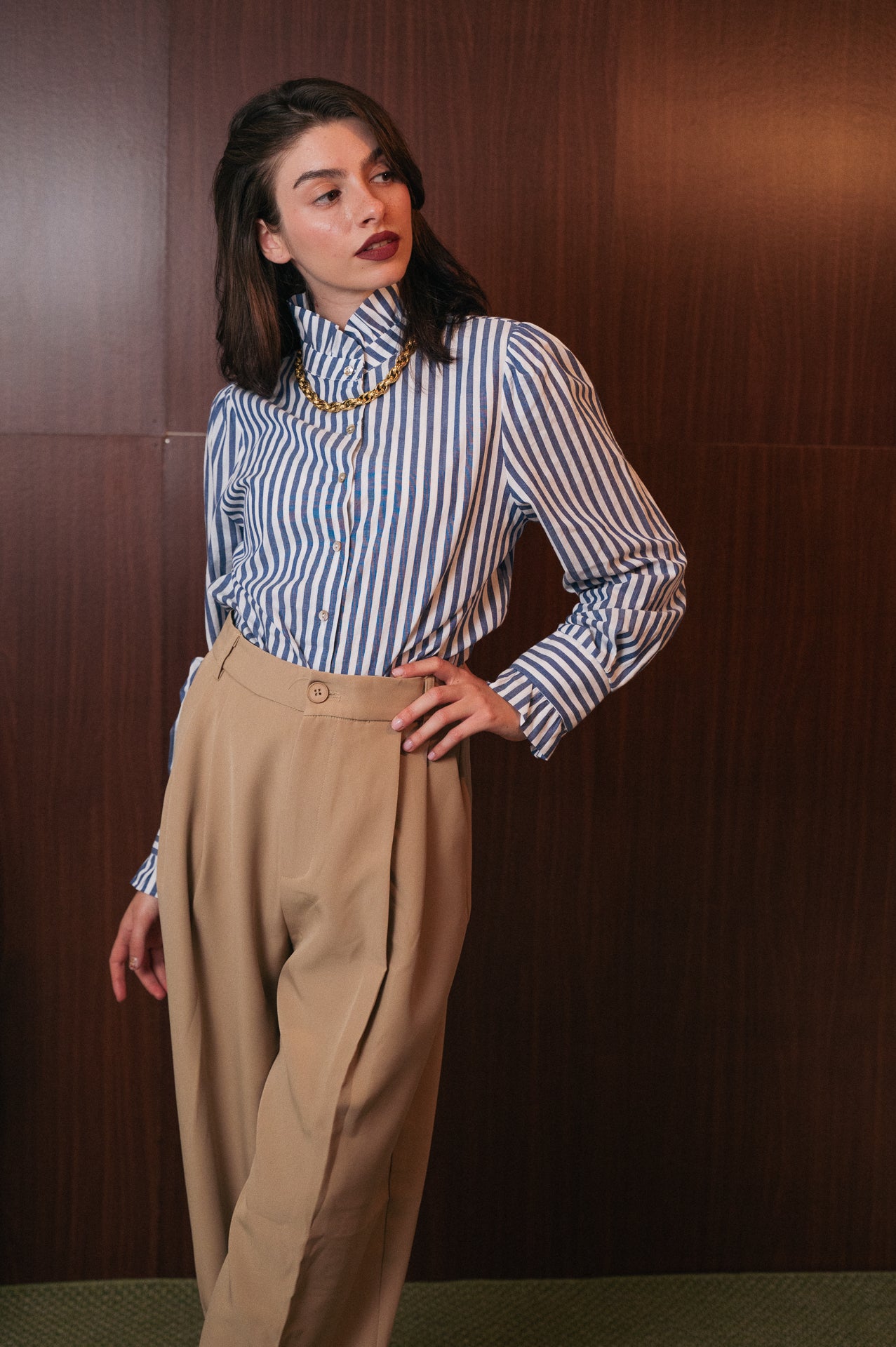 Pantalone color sabbia vita alta