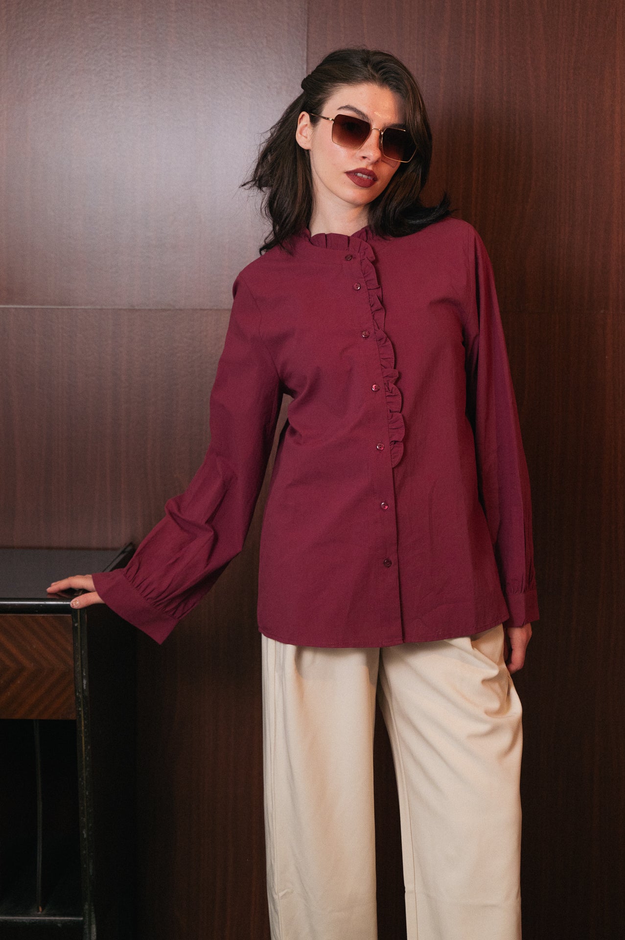 Camicia Borgogna con ricami