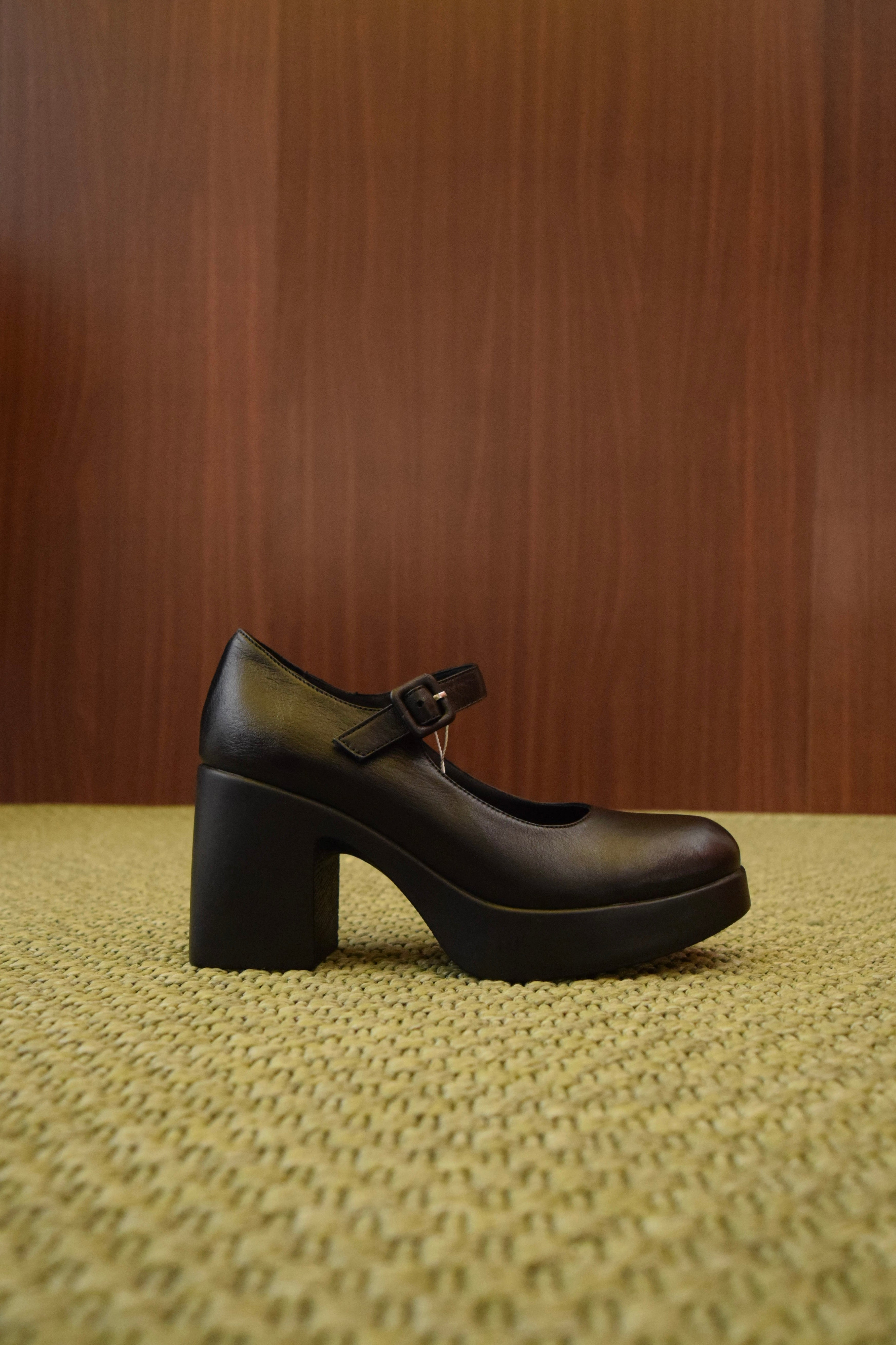 mary jane tacco 9, scarpe platform 3 cm, mary jane pelle opaca, scarpe tacco grosso comode, scarpe nere cinturino singolo, tacco a blocco donna.