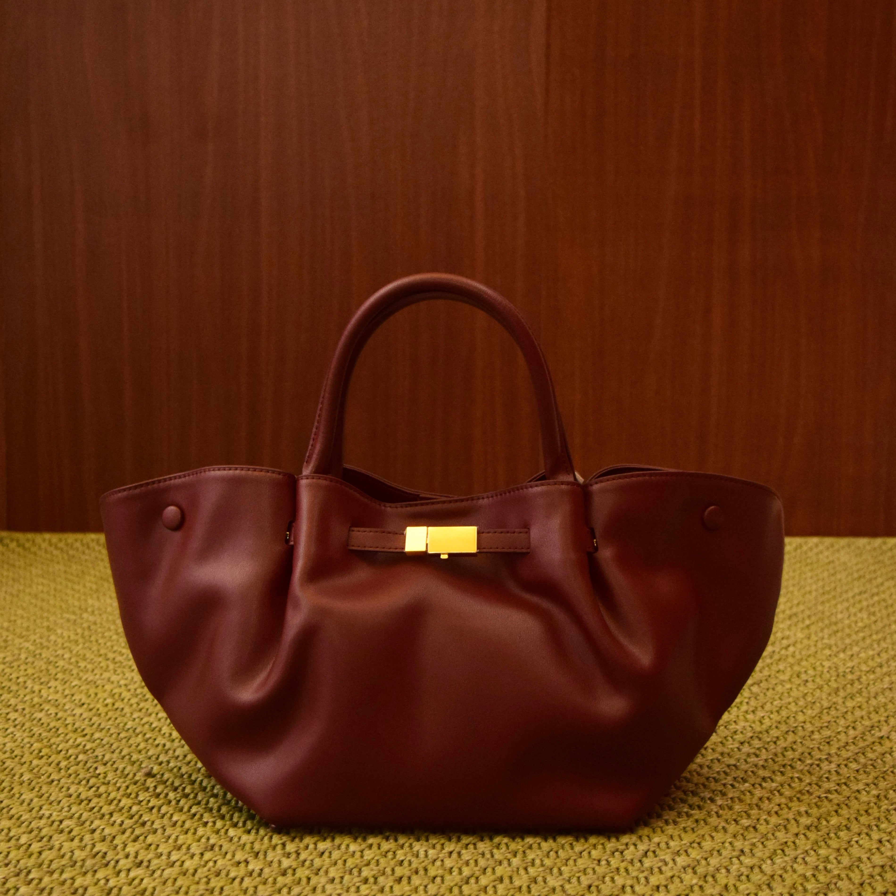 borsa-mano-vera-pelle-bordeaux-chiusura-oro