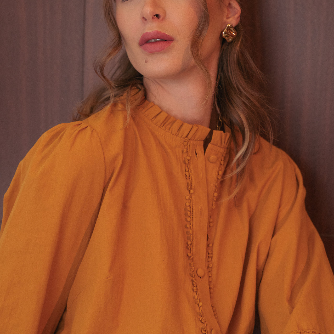 Camicia Clodette mustard con ricami