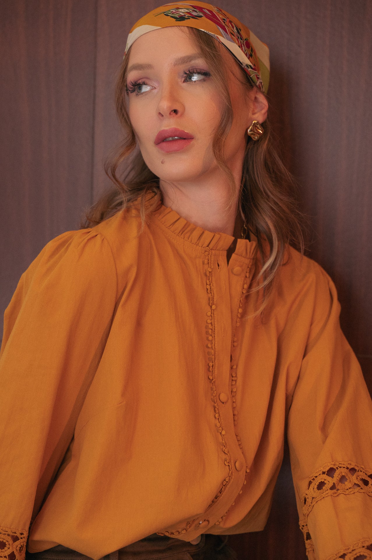 Camicia Clodette mustard con ricami