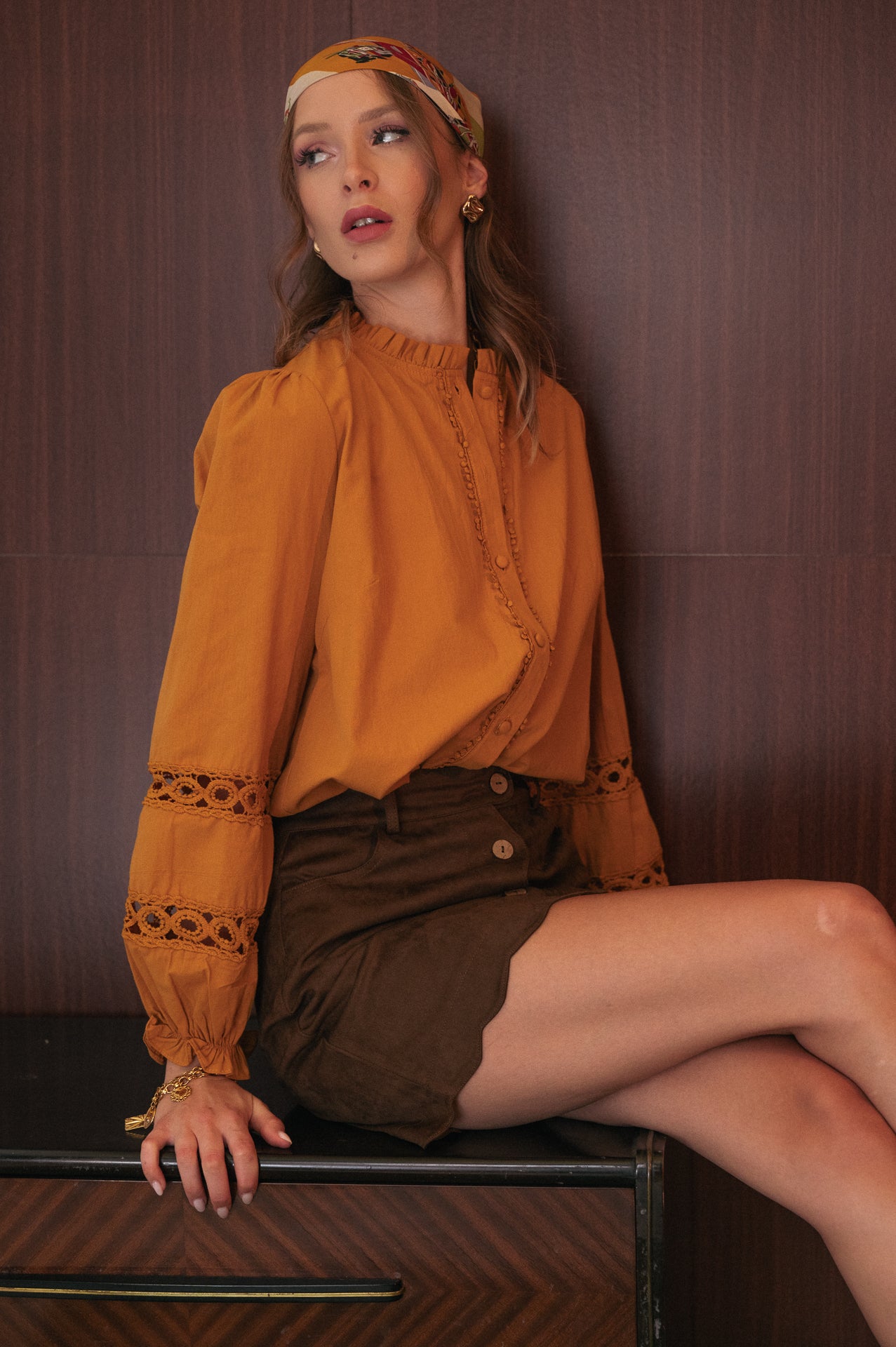 Camicia Clodette mustard con ricami