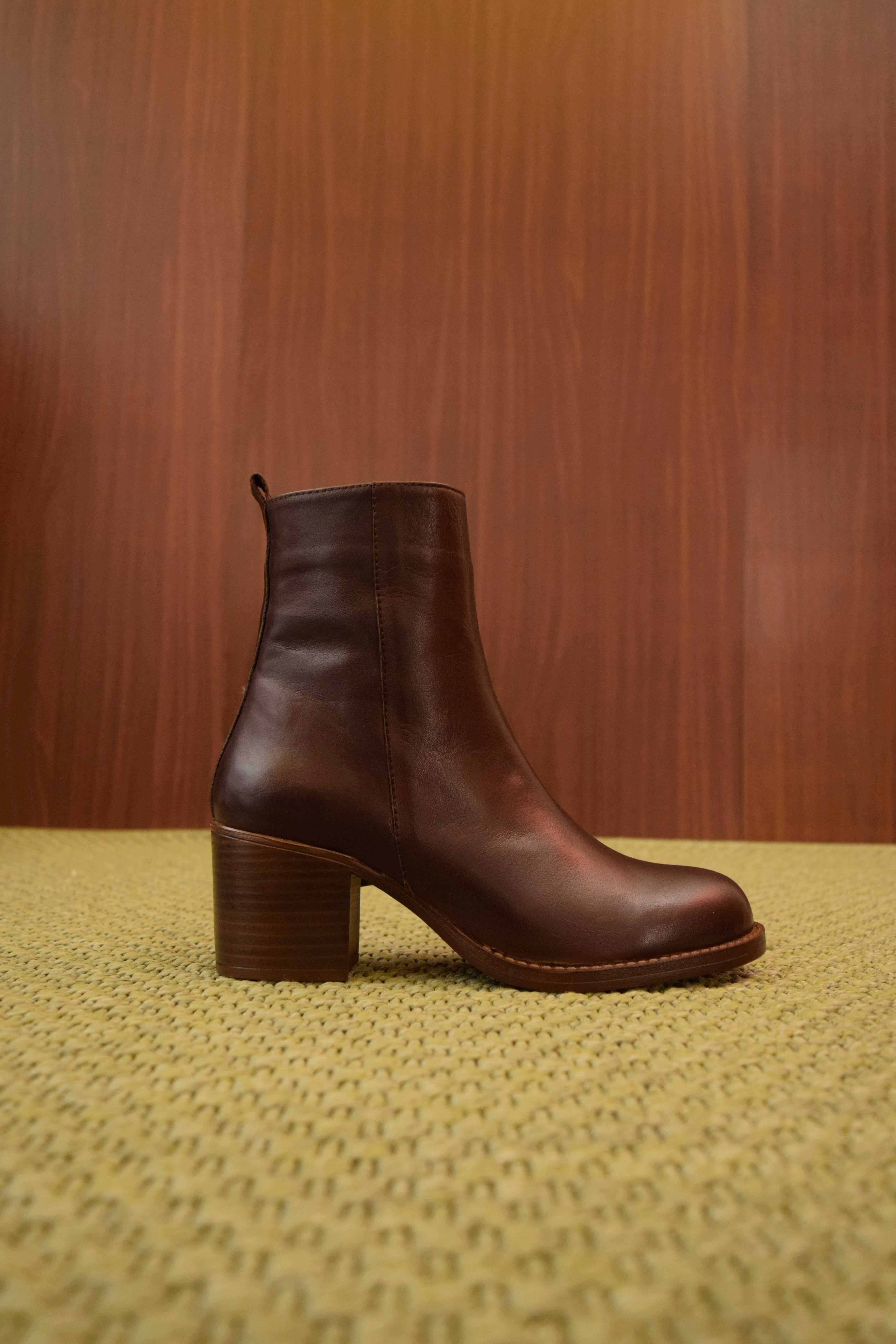 Stivaletti testa di moro Donna in Vera Pelle | Tacco Basso Largo