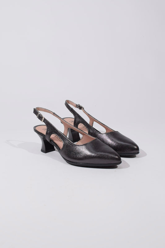 Sandalo in pelle nero metallizzato con tacco kitten heel - Unico Officina Di tendenza