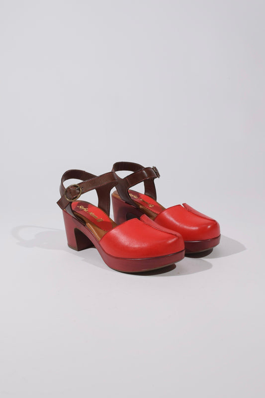 Sandalo in pelle rosso con tacco - Unico Officina Di tendenza