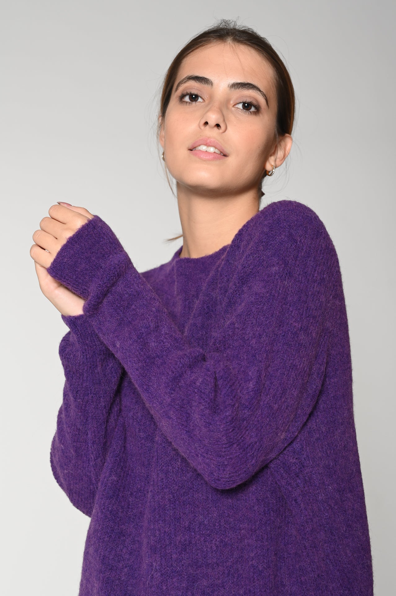 Maglione color viola in lana