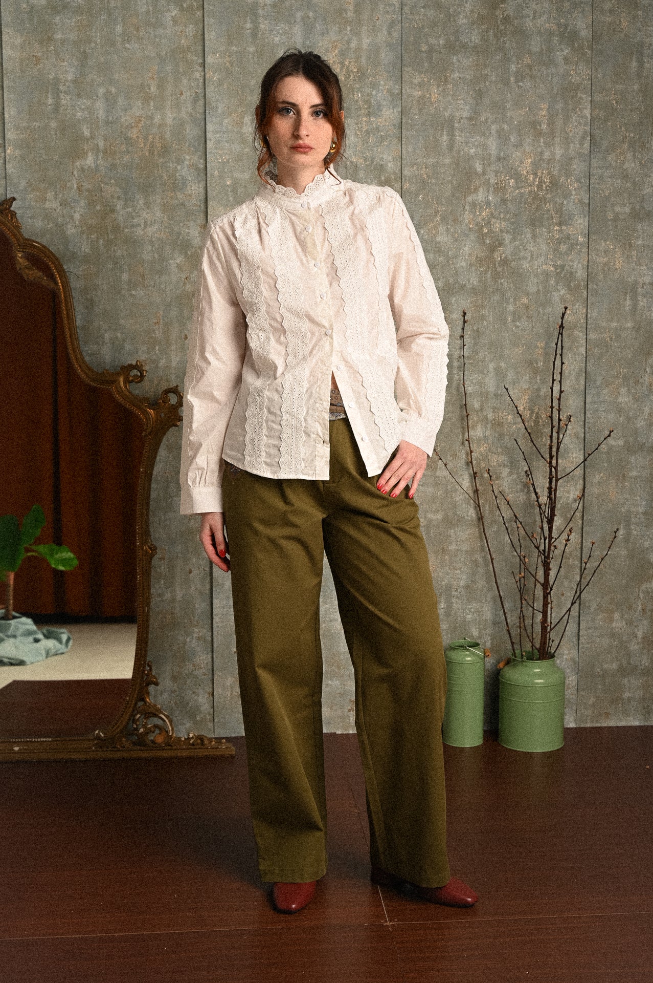 Pantalone donna “Ulivo” verde oliva in cotone 100% – fit straight relaxed vita media