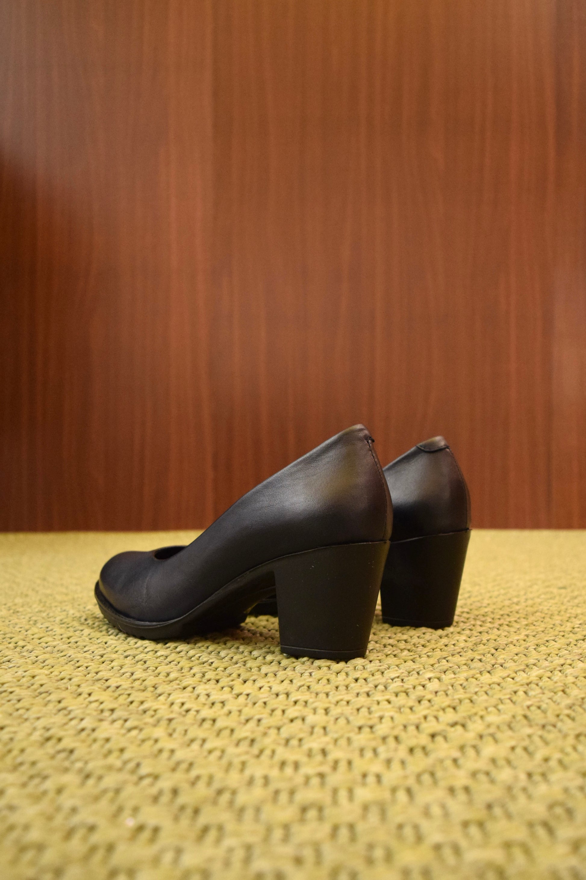Décolleté blu notte Donna in Vera Pelle con Tacco nero | Scarpe Classiche da Ufficio