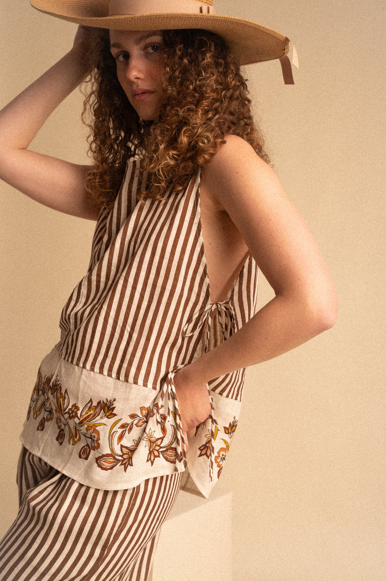 Top Donna a Righe in Lino e Viscosa con Lacci Regolabili – Top Estivo Coordinato