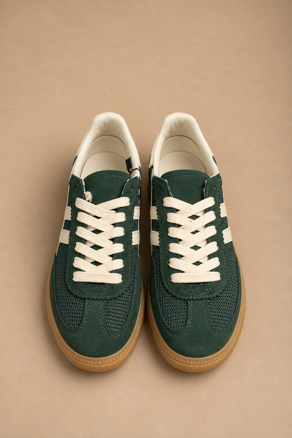 Sneakers Donna Verde e Panna con Suola Caramello in Gomma e Dettagli Scamosciati