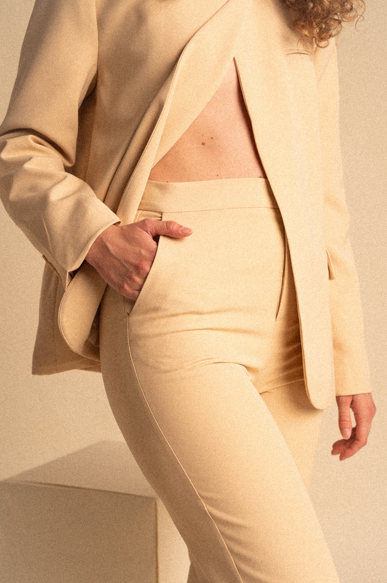 Pantalone Donna crema a Gamba Dritta