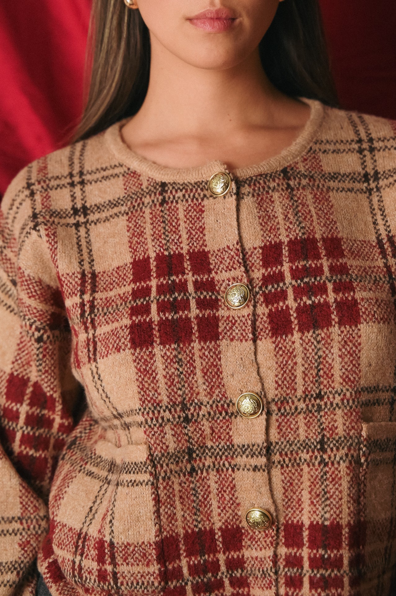 Cardigan Donna Tartan Bottoni Oro | Giacchino Scozzese Beige/Rosso | Stile Preppy-Chic