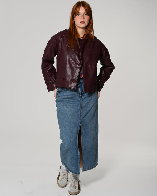 Trench corto bordeaux