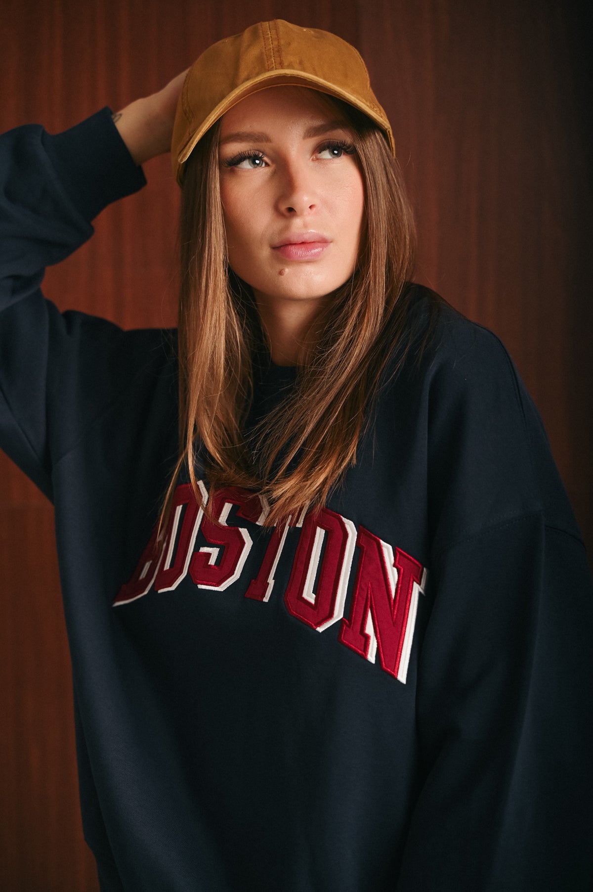 Maglia Boston – Felpa donna con scritta ricamata