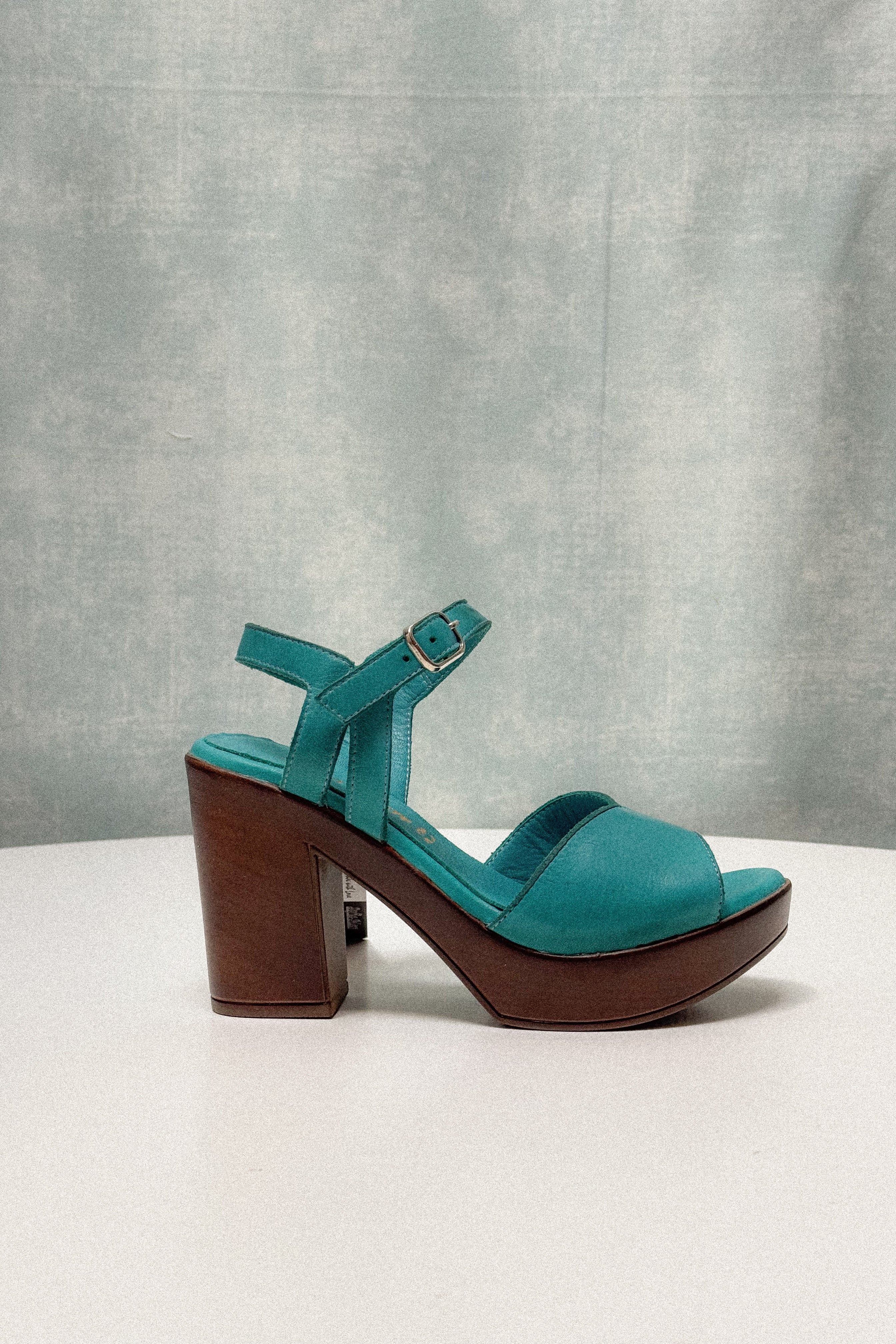 Sandalo Sofy turchese in pelle