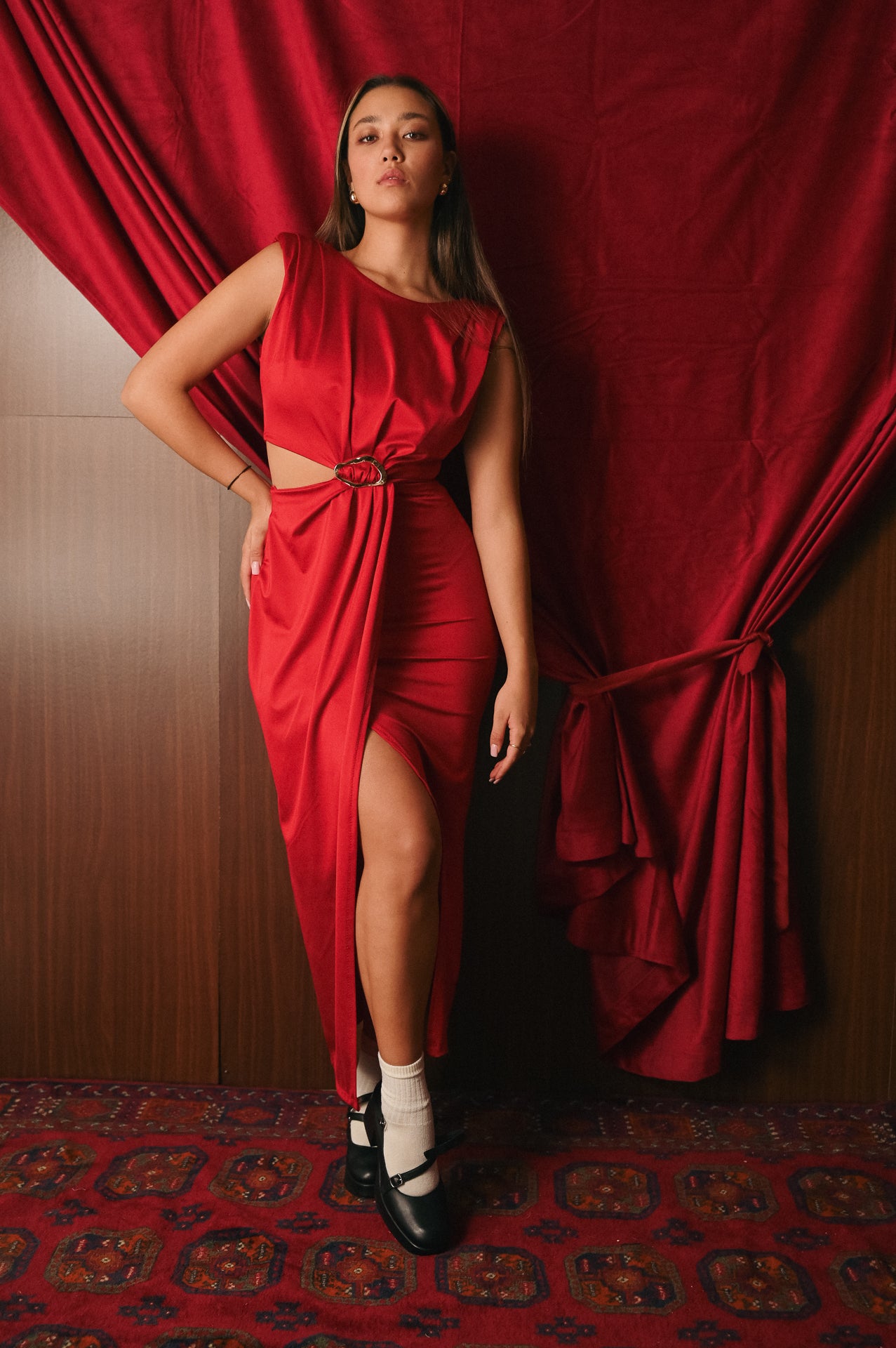 Mini Abito Rosso Aderente con Fiocco | Vestito Tubino 100% Poliestere | Look Seducente