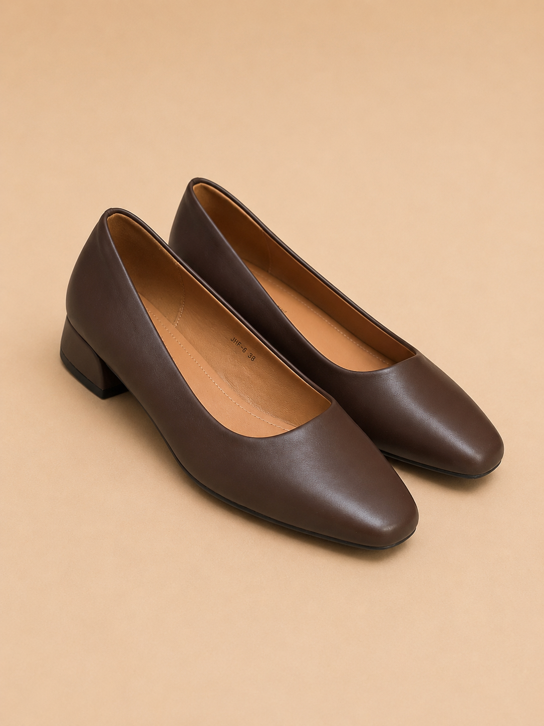 Décolleté “Brown Élégance” Tacco Basso