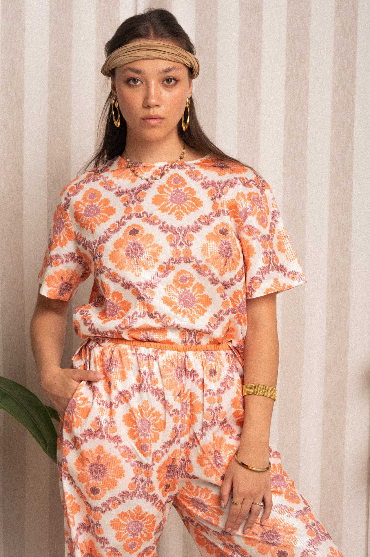 T-shirt a fantasia con paillettes