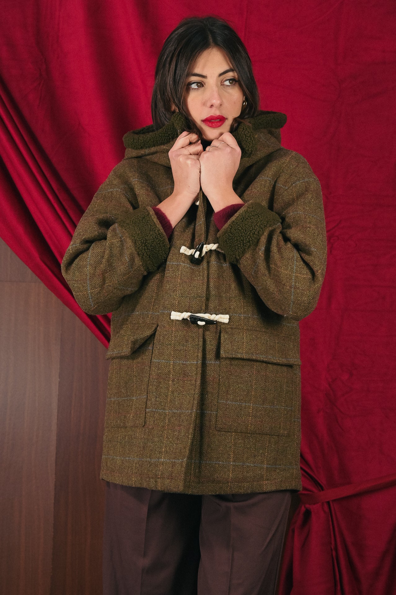 Giaccone Donna Fantasia con Alamari e Cappuccio Pelliccia | Giacca Handmade