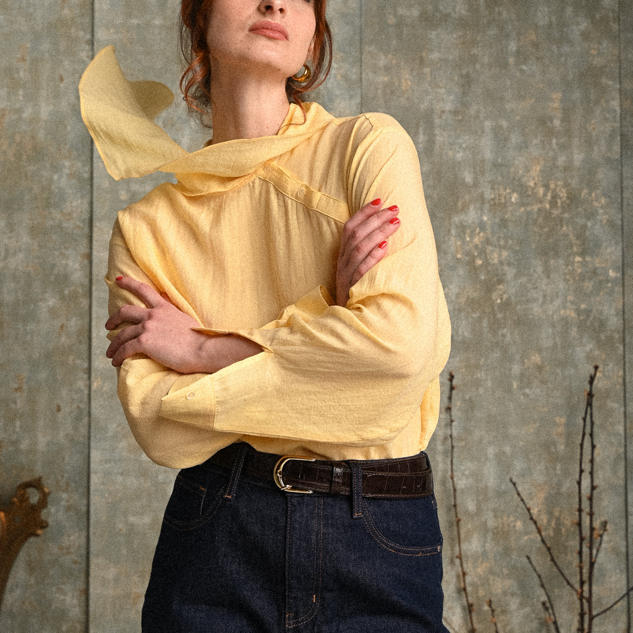 Blusa Euforia color burro con laccio coulisse 