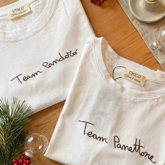 T-shirt ricamata panettone pandoro 