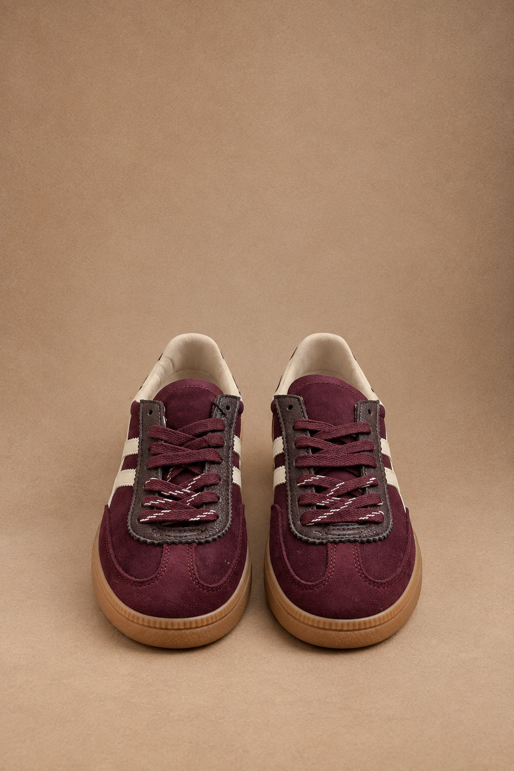 Sneakers Donna  bordeaux e Panna con Suola Caramello in Gomma e Dettagli Scamosciati