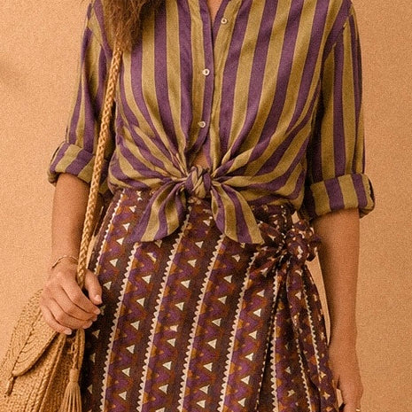 Camicia con collo coreano a righe viola e senape in cotone
