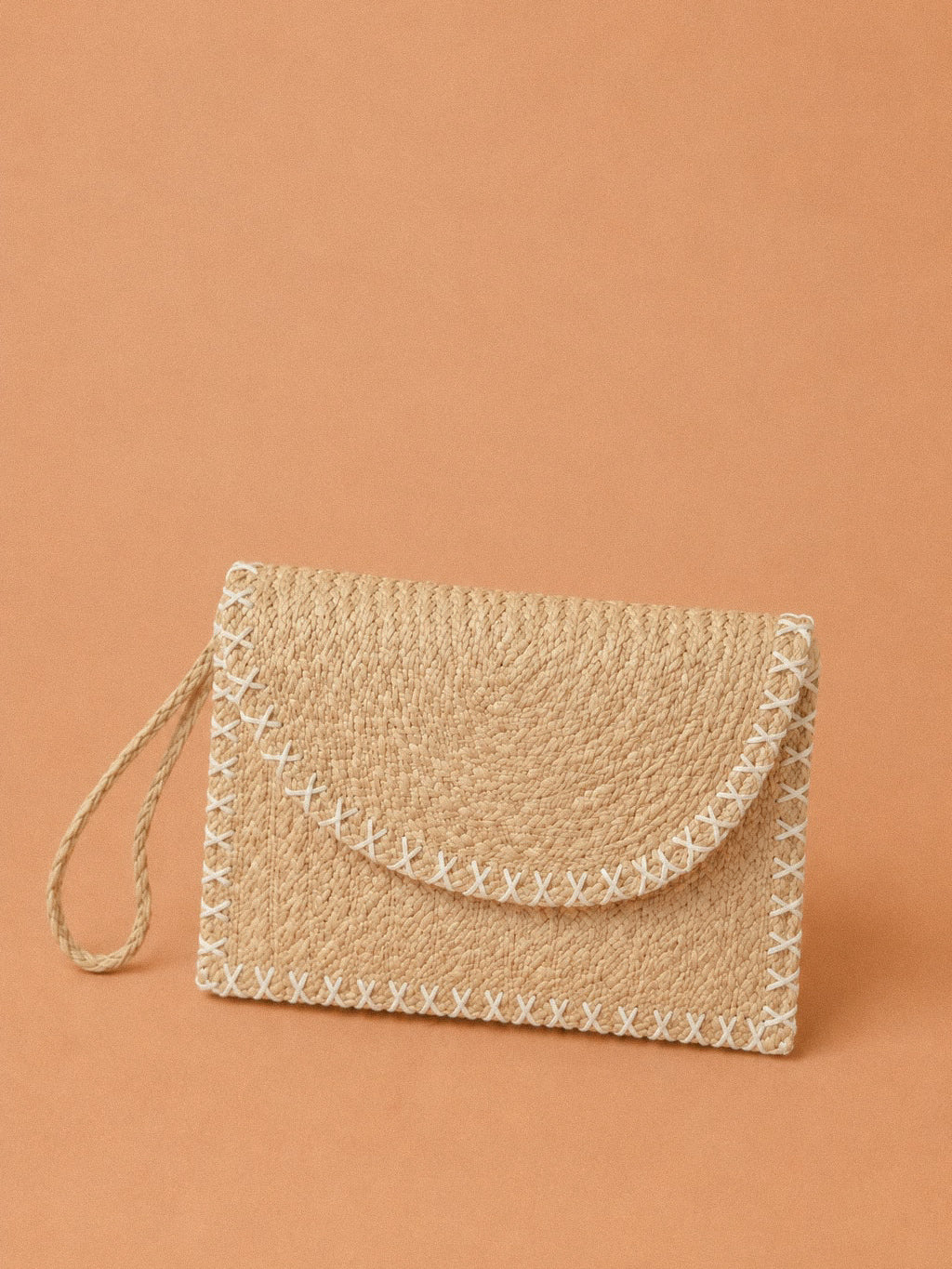 Pochette intrecciata con tracolla cucitura bianca