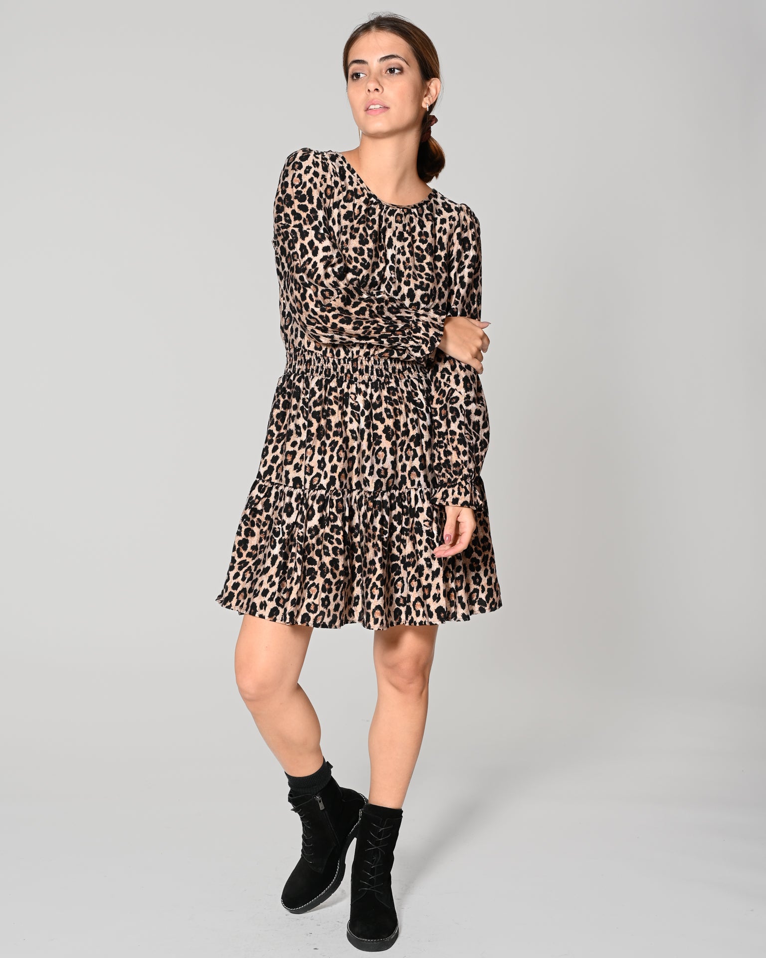 Short spotted dress