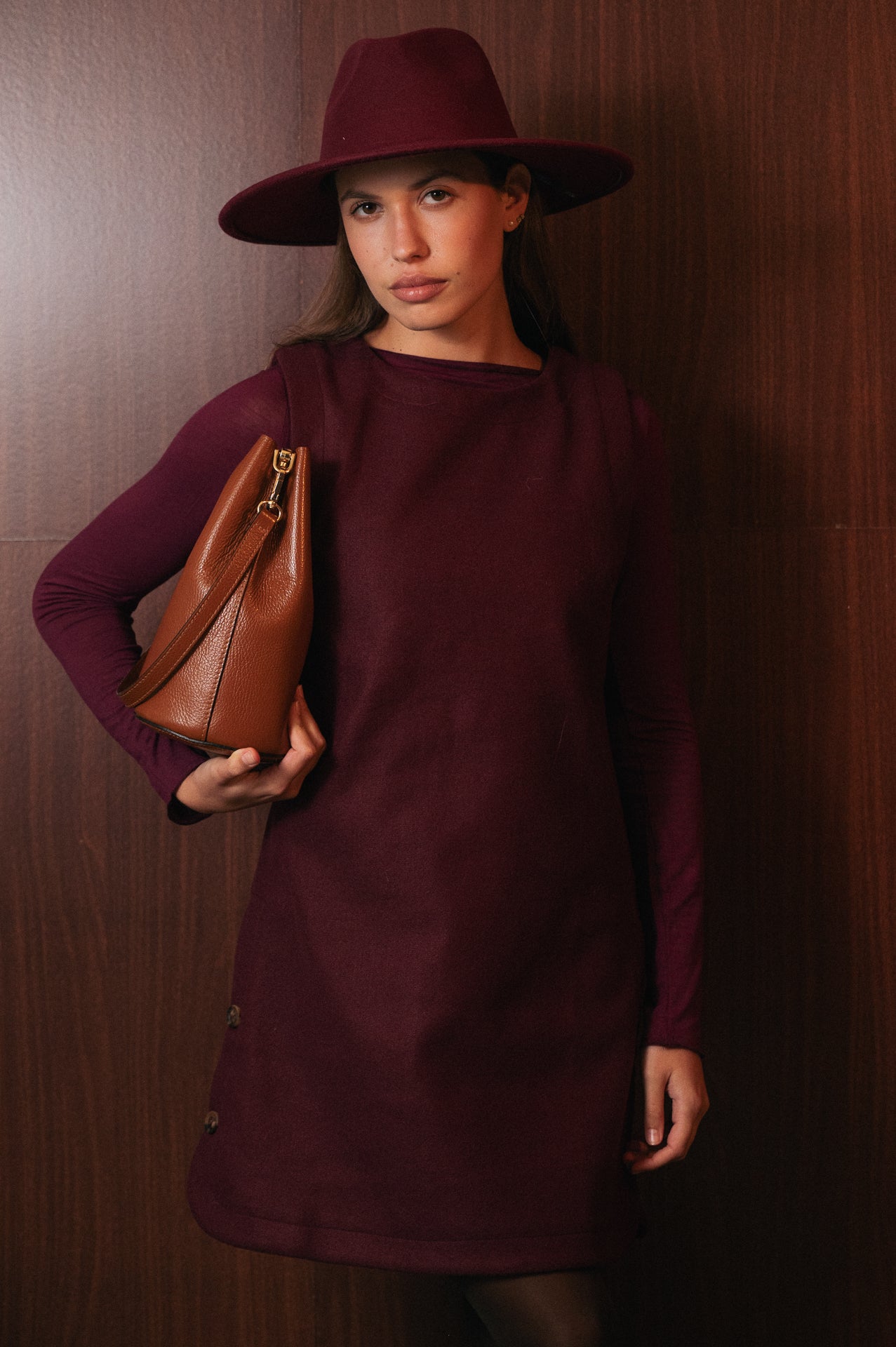 Abito Mini Donna a Bretelle Bordeaux | Stile Salopette (Pinafore Dress) | Senza Maniche