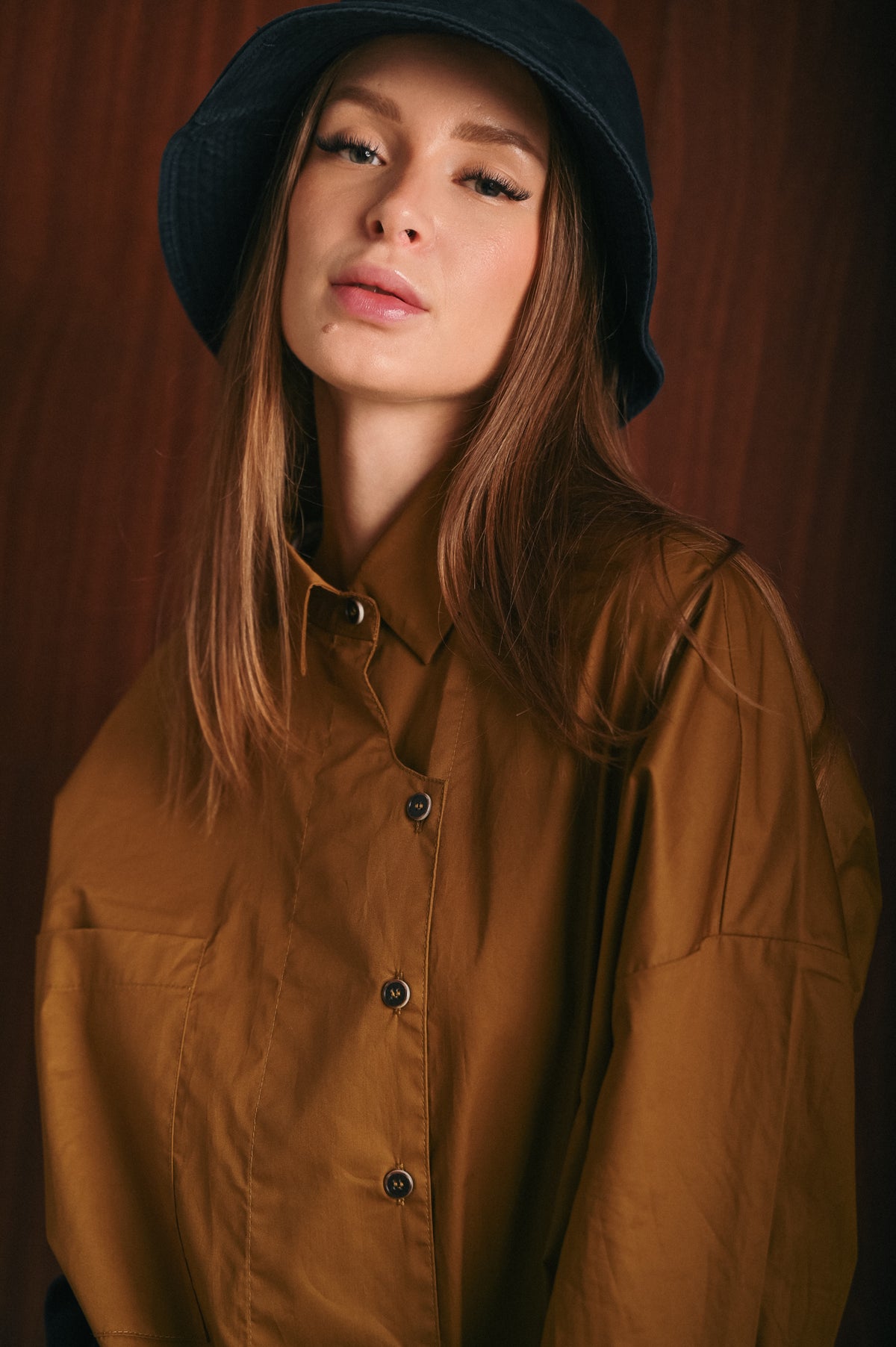 Camicia oversize in cotone color senape