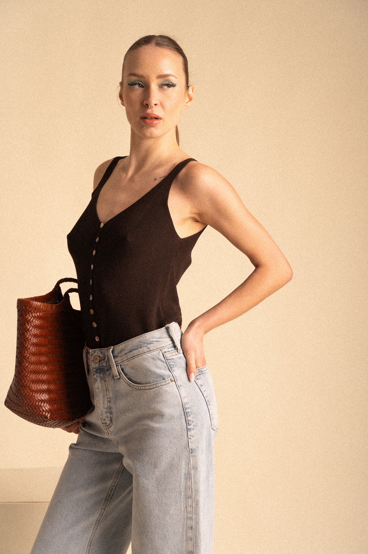 Top Donna Costine Marrone con Bottoni – Mocha Lumière