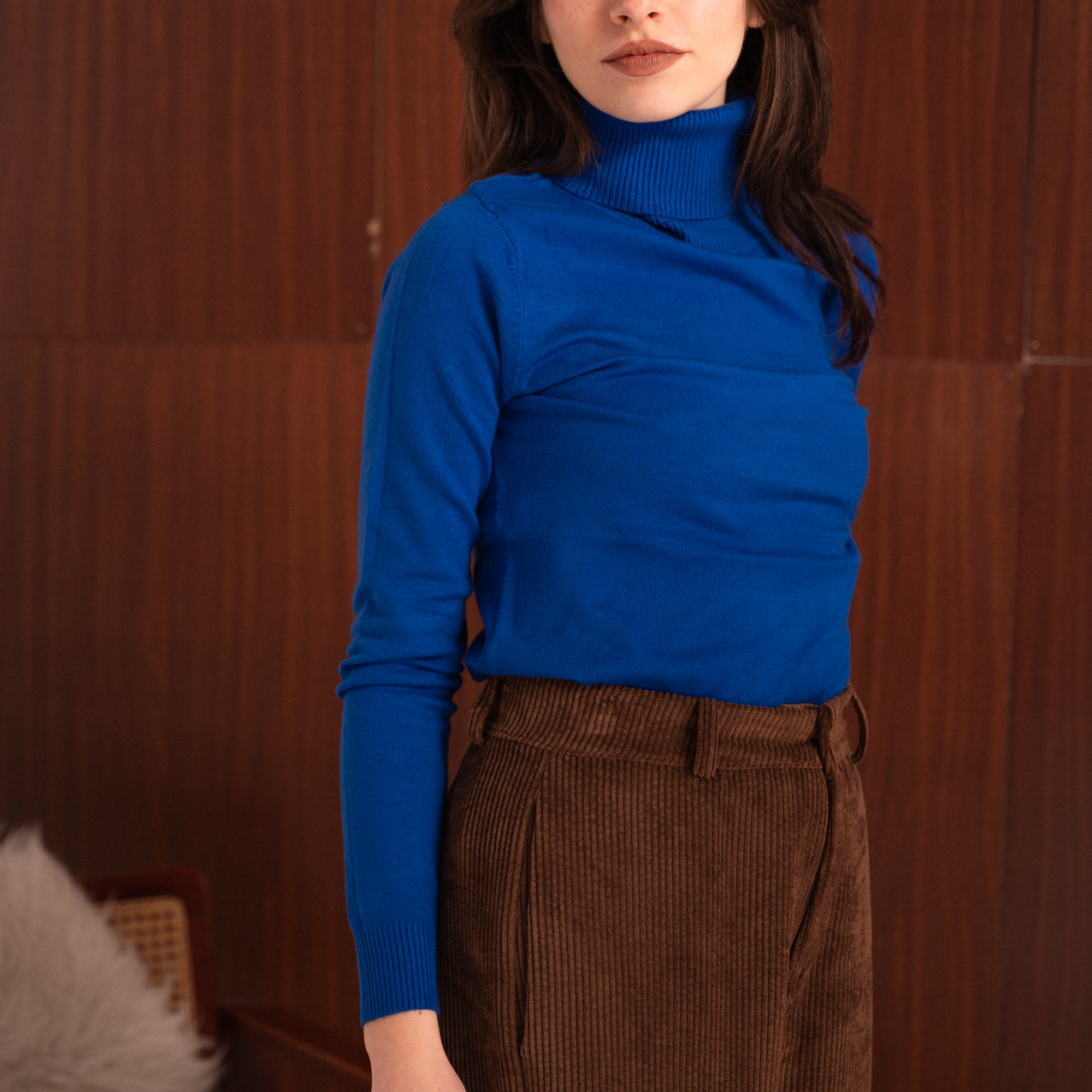 Dolcevita donna in blu elettrico