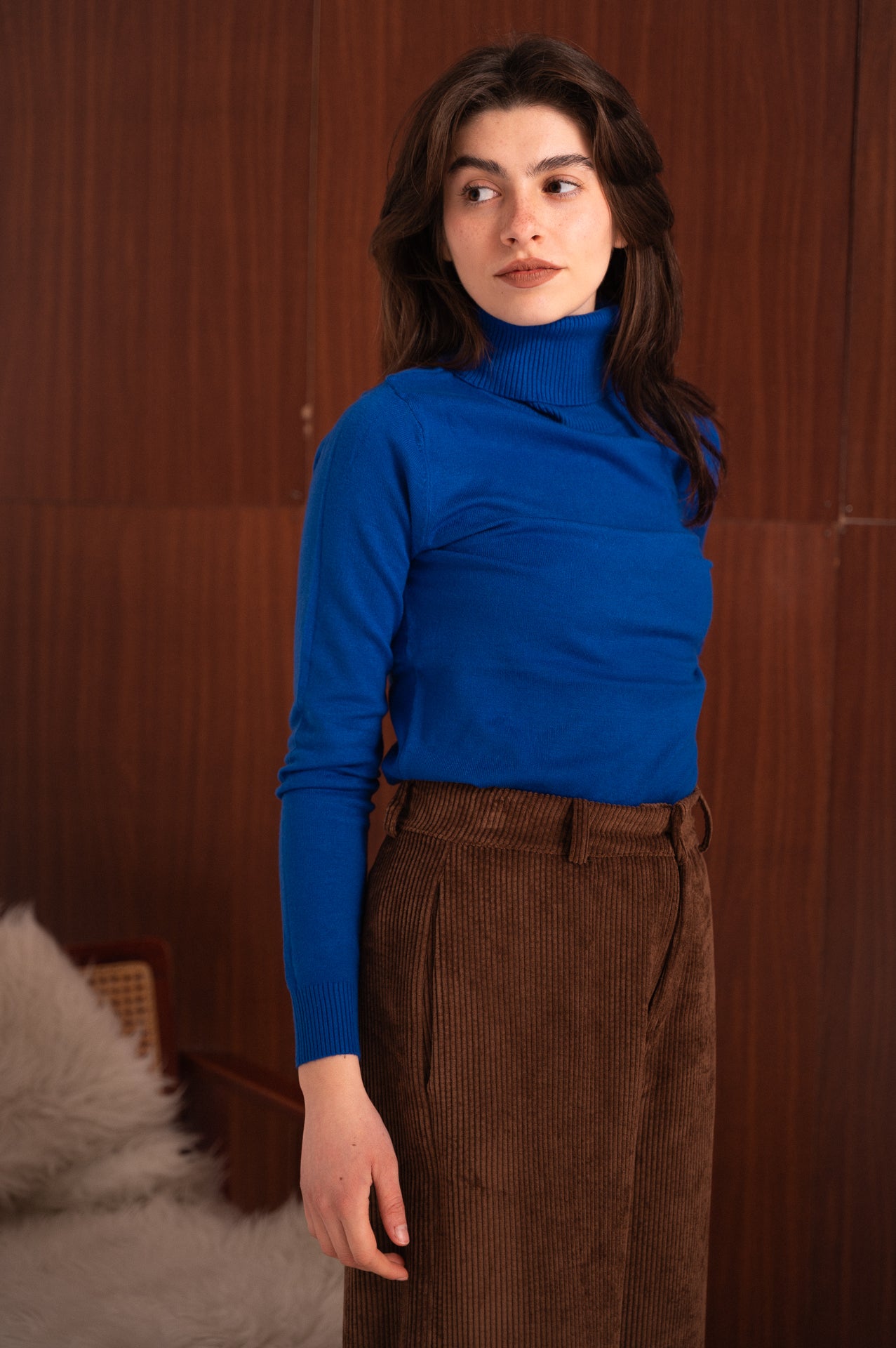 Dolcevita donna in blu elettrico