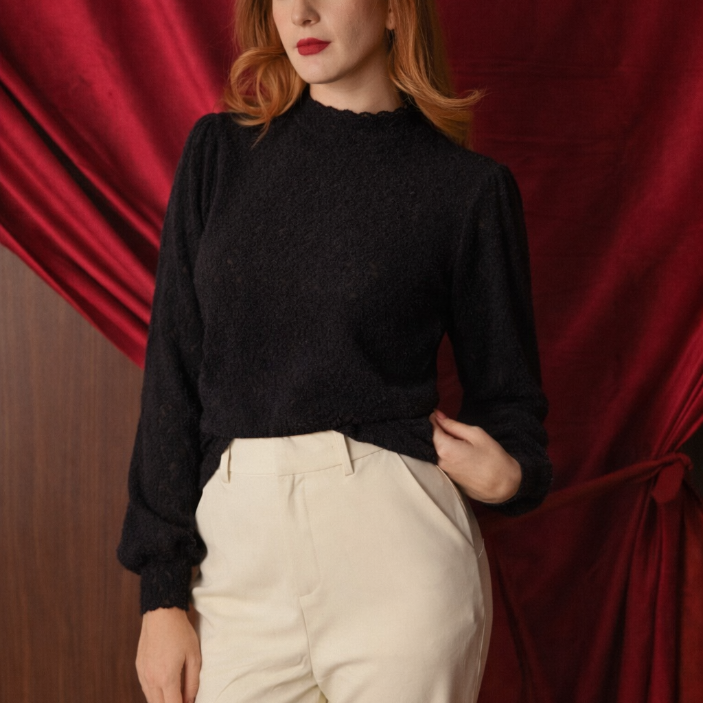 Blusa Donna Nera Elegante con Maniche Lunghe – Tessuto Elasticizzato, Vestibilità Confortevole