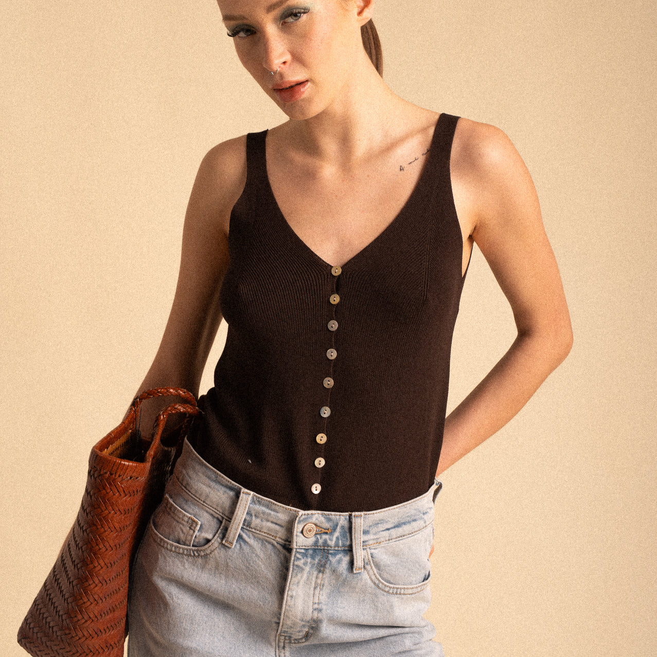 Top Donna Costine Marrone con Bottoni – Mocha Lumière
