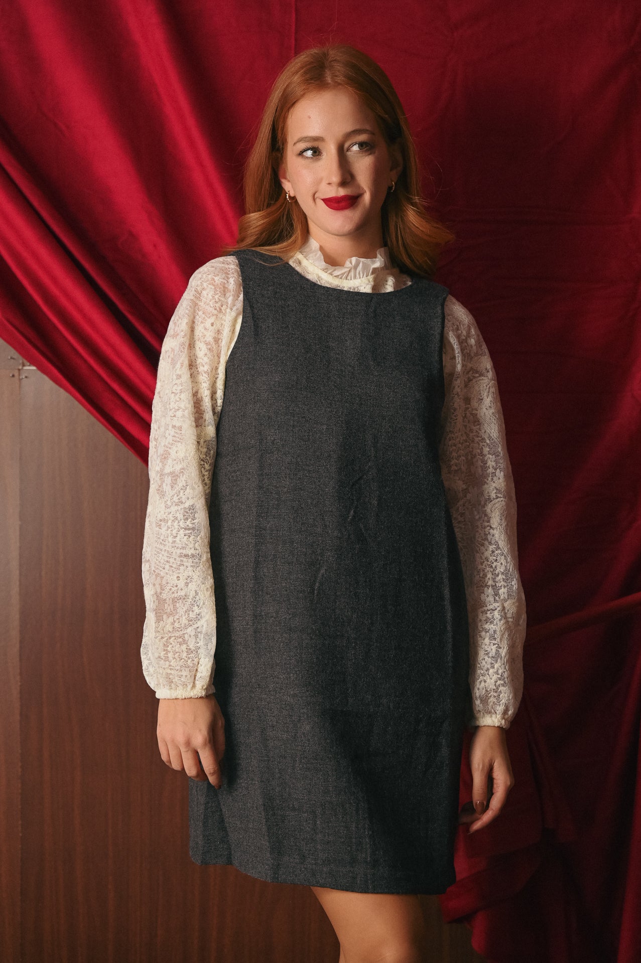 Mini Abito grigio Smanicato a trapezio | Vestito Donna