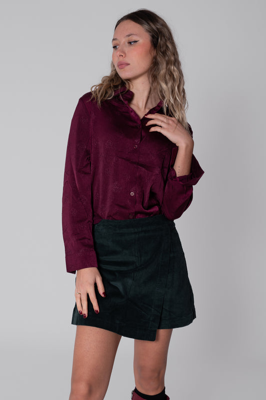 Camicia bordeaux con dettagli