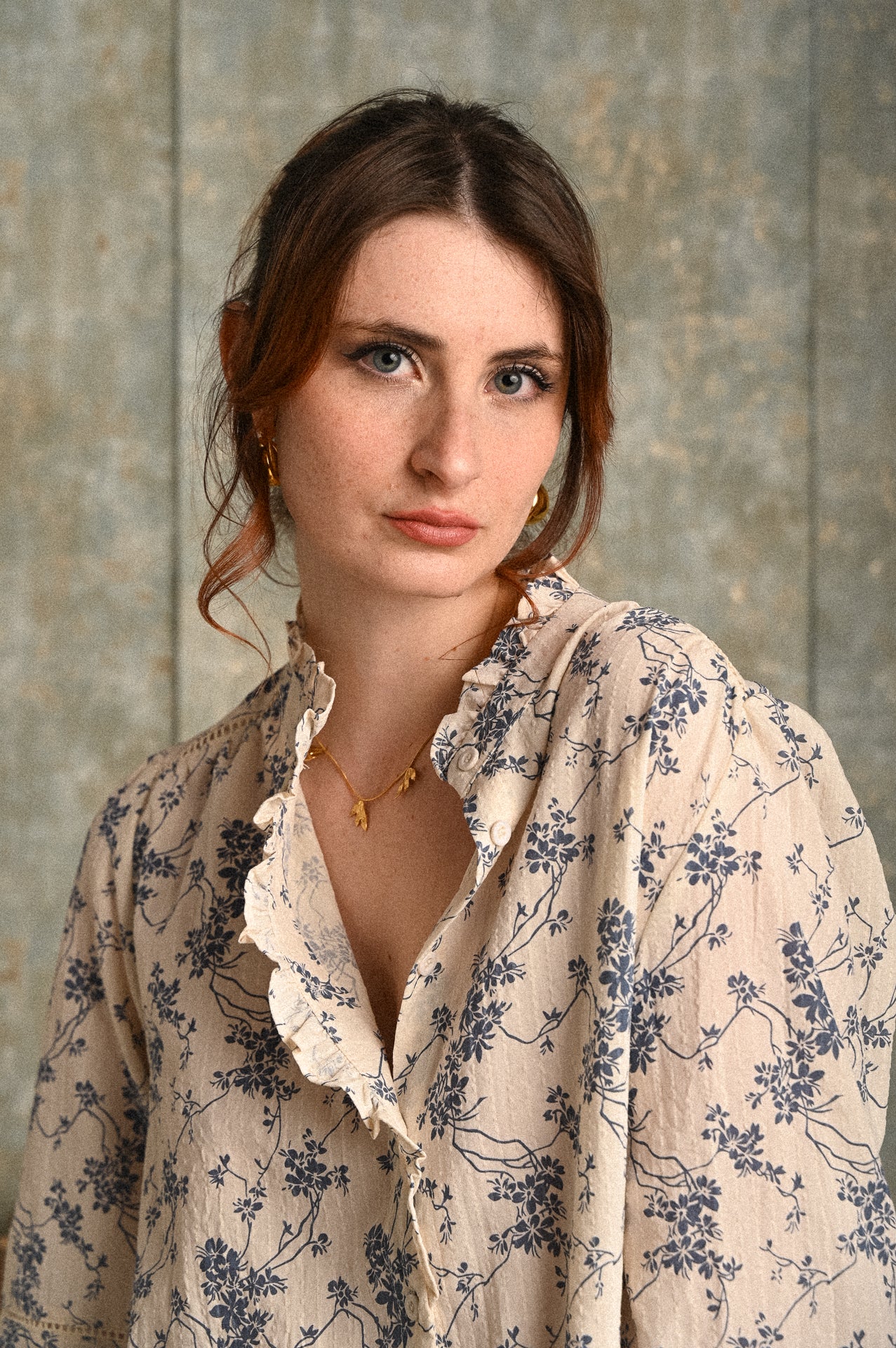 Camicia Ranuncolo in cotone 100% con stampa floreale e lavorazione leggera