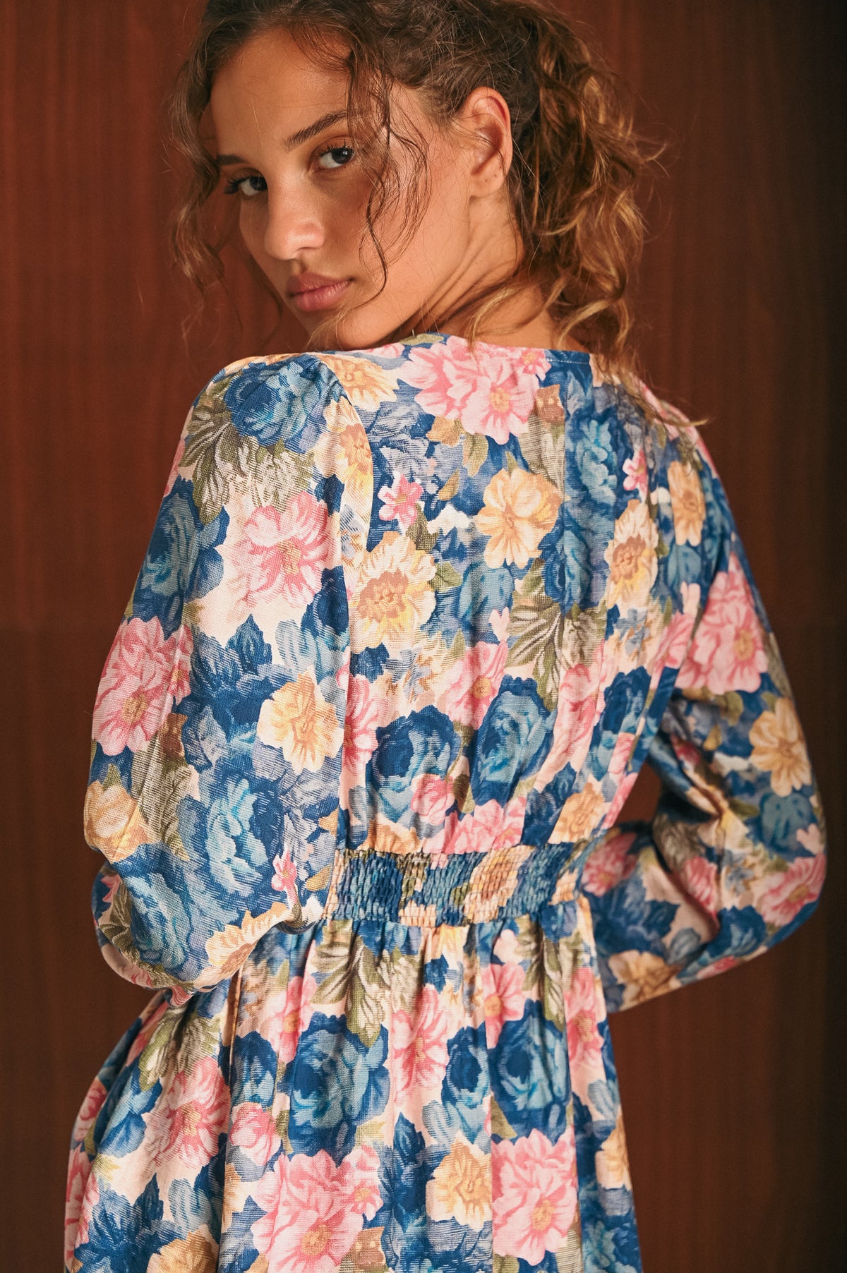 Abito Roxelle Donna Corto Floreale con Scollo a V