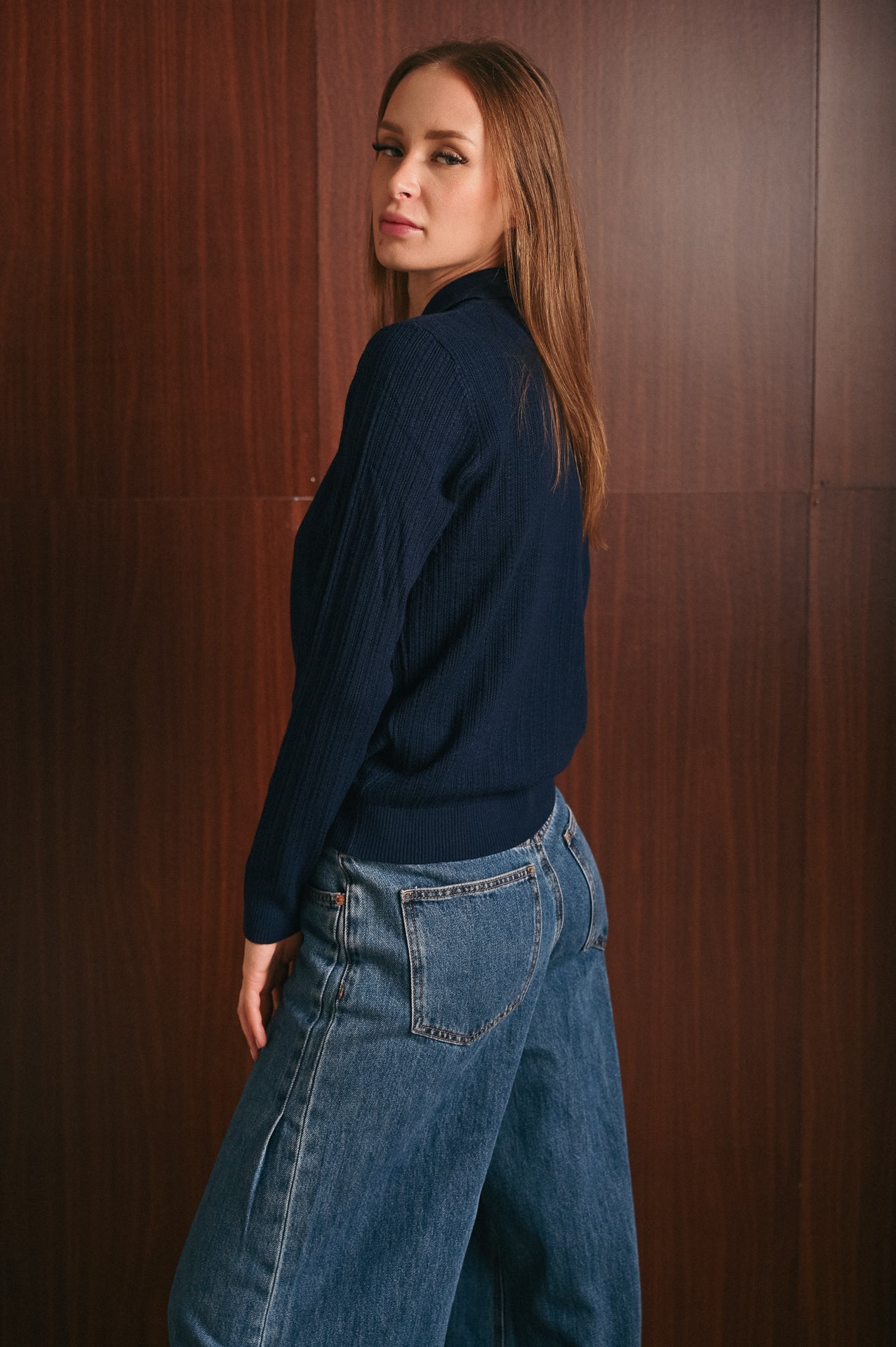 Cardigan sagomato con baschina blu navy