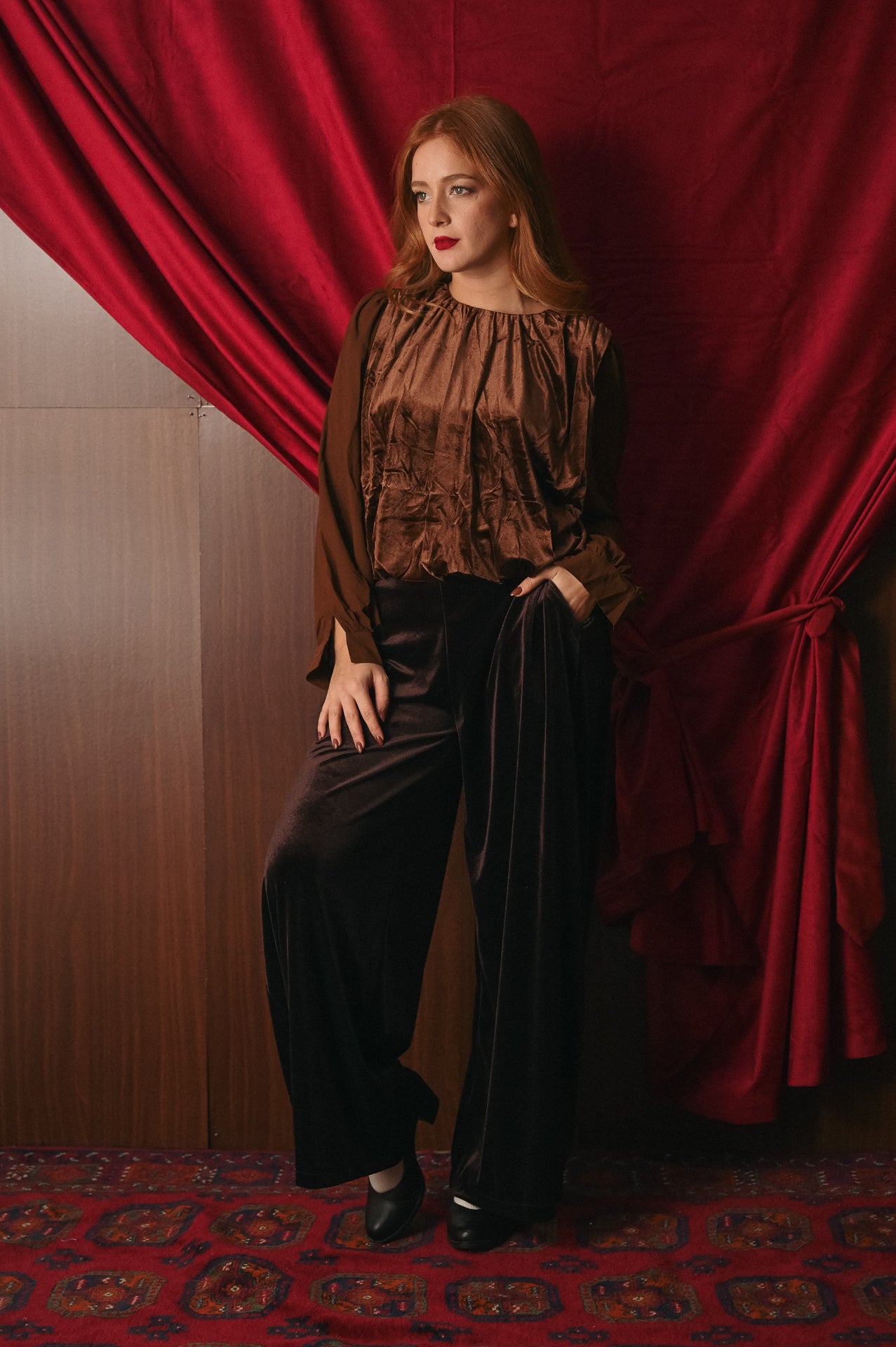 Pantalone Donna Velluto Ruggine con Elastico in Vita | Pantalone Wide Leg Comfy Chic