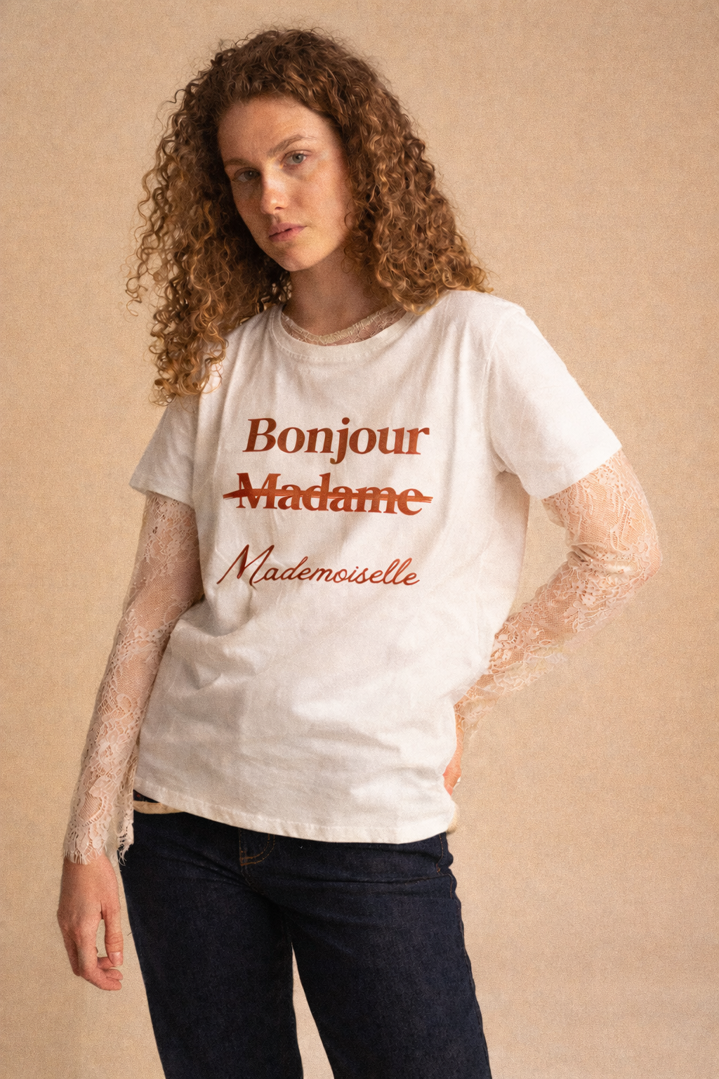 T-shirt bianca donna con stampa scritta