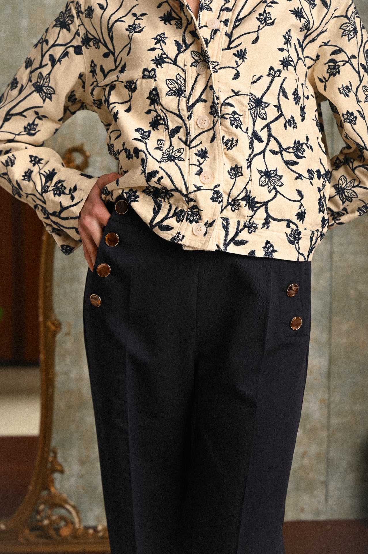 Pantalone Mirto blu a Palazzo con Bottoni