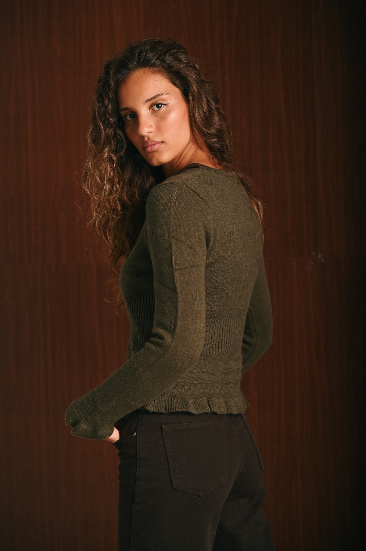 Cardigan sagomato con baschina verde