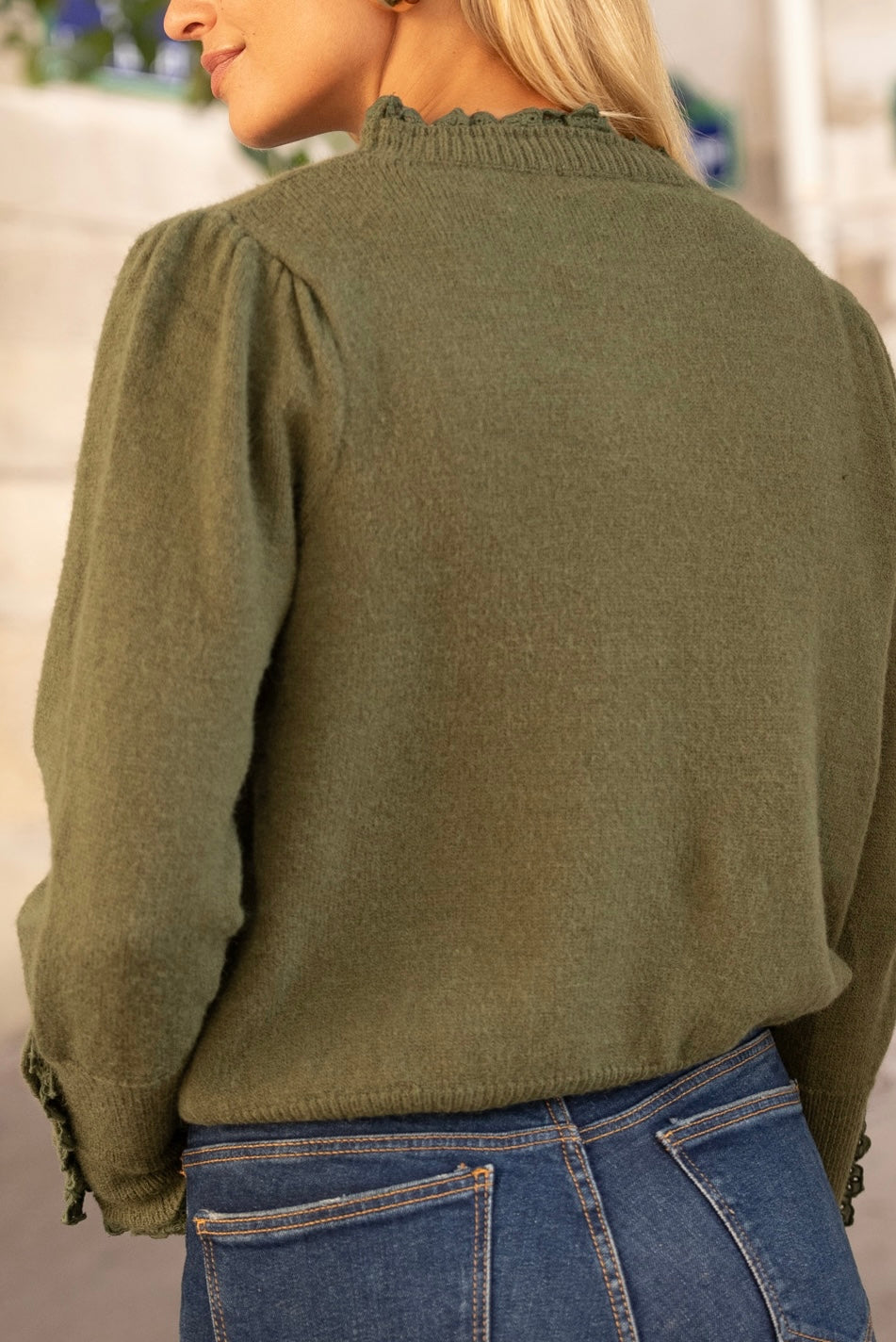 Maglia Donna verde Modello Camille | Collo e Polsi in Pizzo | Misto Lana Morbido