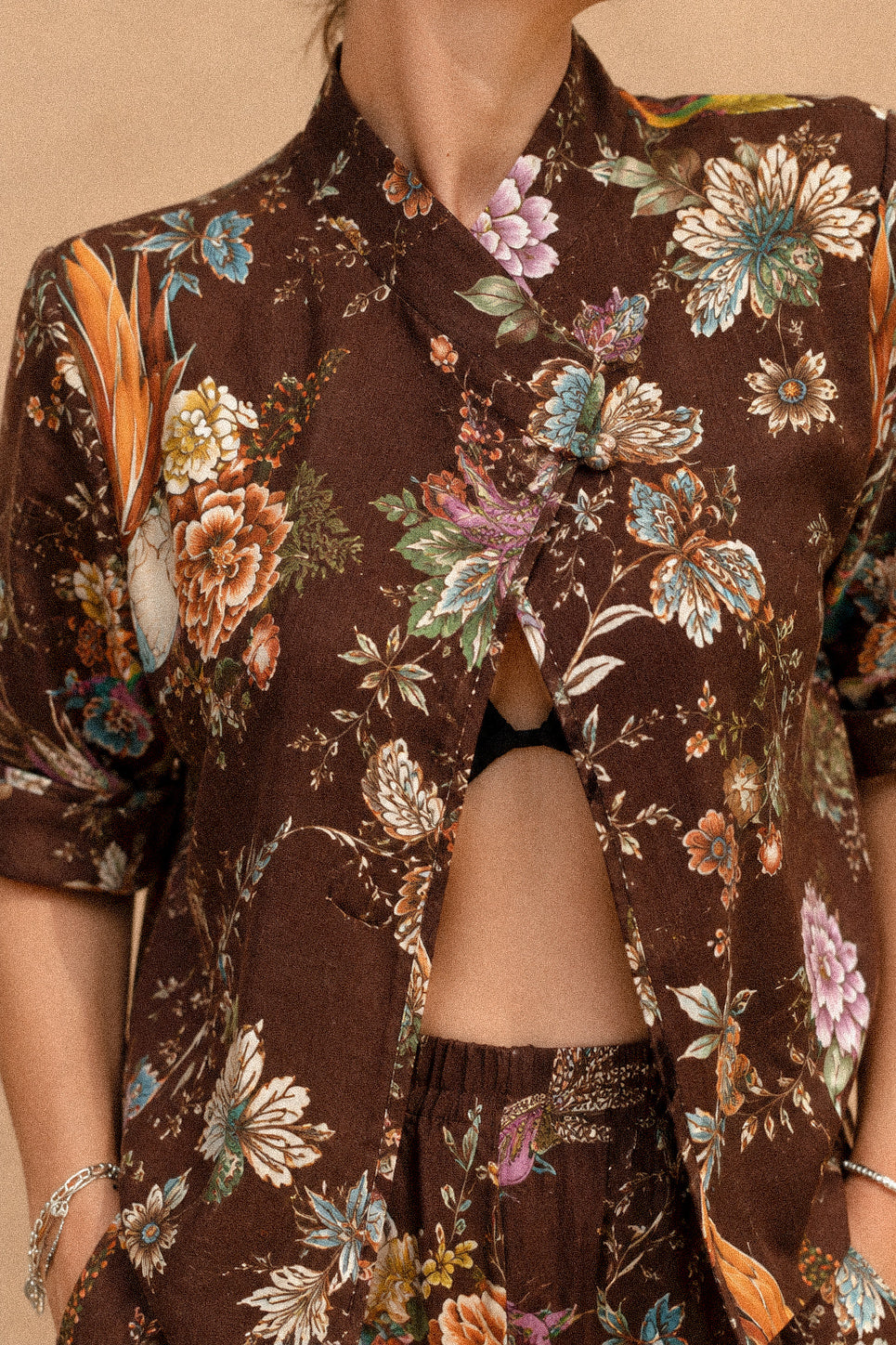 Completo “Bohemian Garden” – Blazer e pantalone fantasia